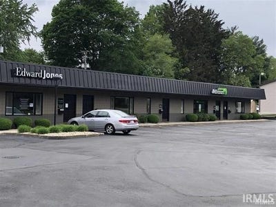 /international/us/1751-e-bristol-street-elkhart-in-110104941846/