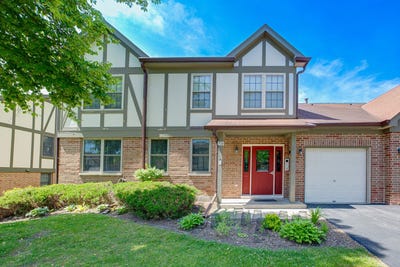 /international/us/310-carriage-way-bloomingdale-il-110108358489/