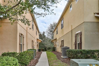 /international/us/4620-chatterton-way-riverview-fl-110120496349/
