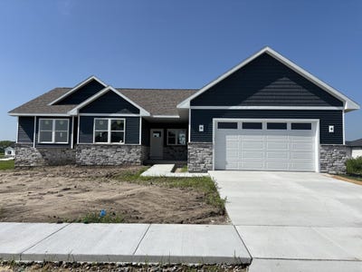 /international/us/2123-ketelsen-drive-ames-ia-110099232566/
