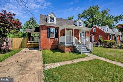 /international/us/9035-48th-place-college-park-md-110108613183/