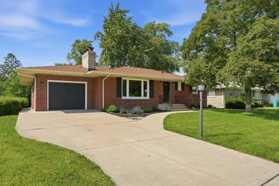 /international/us/1120-w-54th-avenue-merrillville-in-110109140069/