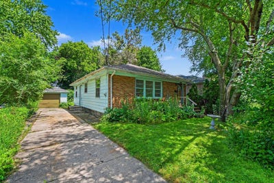 /international/us/1057-lyon-street-ne-grand-rapids-mi-110108978805/