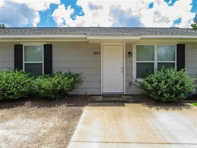/international/us/202-a-mullis-street-troy-al-110105708251/