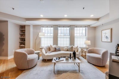 /international/us/1100-clinton-st-hoboken-city-nj-110108363532/