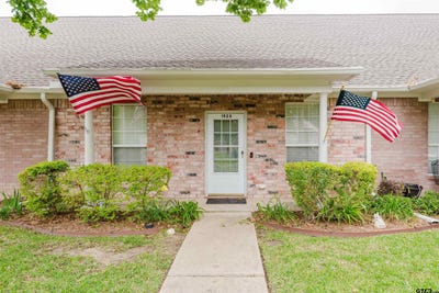 /international/us/1928-hollylake-cir-tyler-tx-110107833579/