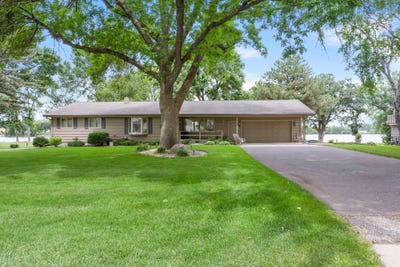 /international/us/830-lakewood-drive-sw-hutchinson-mn-110109133114/