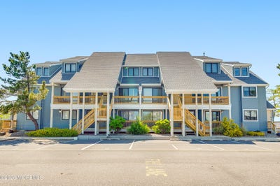 /international/us/1917-bay-boulevard-seaside-heights-nj-110108567816/