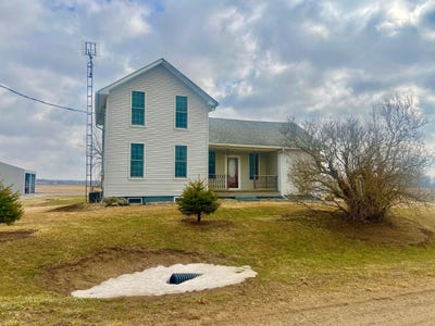 /international/us/13091-s-bird-lake-road-camden-mi-110107693935/