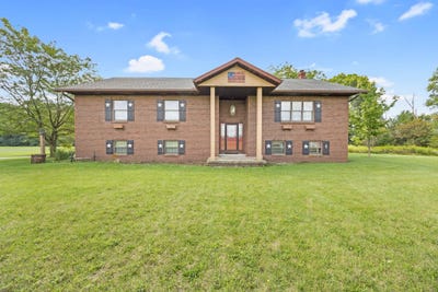 /international/us/10333-township-road-240-lewistown-oh-110110130390/