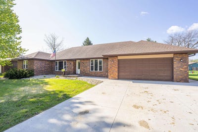 /international/us/1320-kahler-ct-sheldon-ia-110107880836/