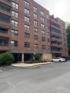 /international/us/50-barker-street-mount-kisco-ny-110108653201/