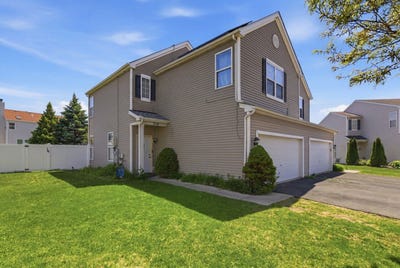 /international/us/3710-chatham-court-joliet-il-110108441596/