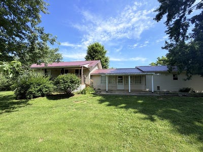 /international/us/17179-swisher-hill-road-dewitt-il-110109003005/