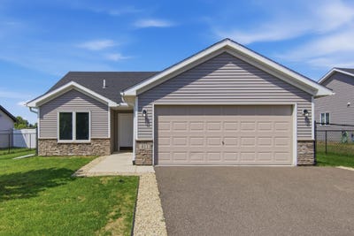 /international/us/411-staples-road-osceola-wi-110119567046/