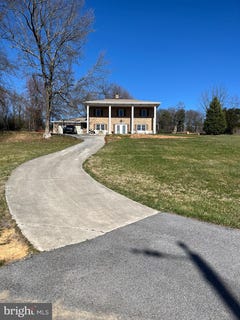 /international/us/896-hershey-heights-road-hanover-pa-110100055828/