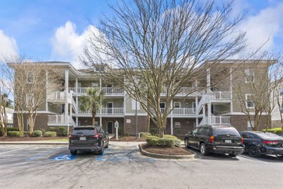 /international/us/304-kiskadee-loop-conway-sc-110106622078/