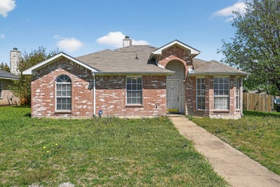 /international/us/1715-reynolds-street-lancaster-tx-110120411239/