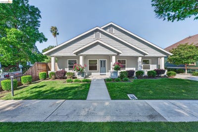 /international/us/813-s-school-st-lodi-ca-110107396610/