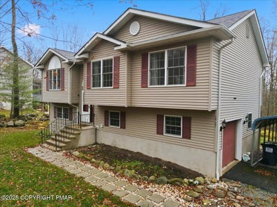 /international/us/163-long-woods-road-tobyhanna-pa-110103405576/