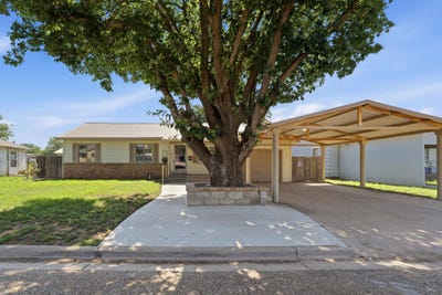 /international/us/1020-s-14th-street-slaton-tx-110108724233/