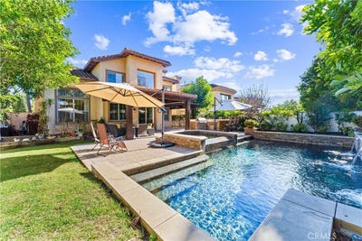 /international/us/12475-woodhall-way-tustin-ca-110098569800/