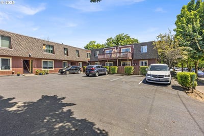 /international/us/8833-n-syracuse-st-portland-or-110100674149/