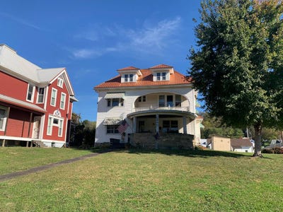 /international/us/208-main-st-lowell-oh-110103135149/