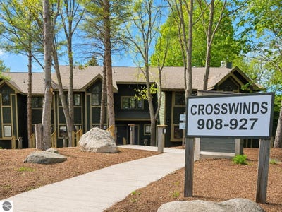 /international/us/5666-shanty-creek-road-bellaire-mi-110108355892/