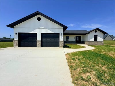 /international/us/1657-redbud-court-perryville-mo-110108721775/
