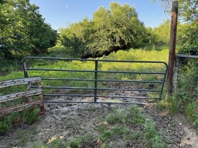 /international/us/30-acres-archer-road-seymour-tx-110100869446/