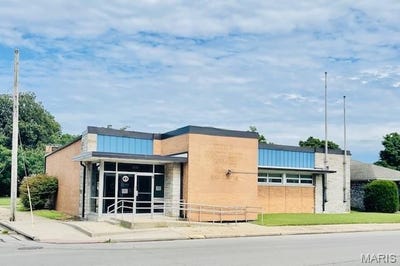 /international/us/202-s-kingshighway-street-sikeston-mo-110100805444/