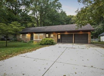 /international/us/62513-old-county-road-17-goshen-in-110119986751/
