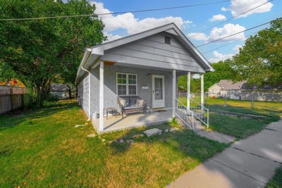 /international/us/218-w-4th-st-valley-center-ks-110100862048/