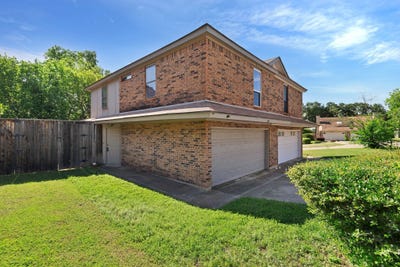 /international/us/134-main-place-euless-tx-110107994208/