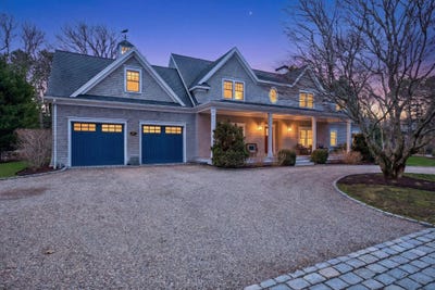 /international/us/82-crystal-lake-road-osterville-ma-110106960649/