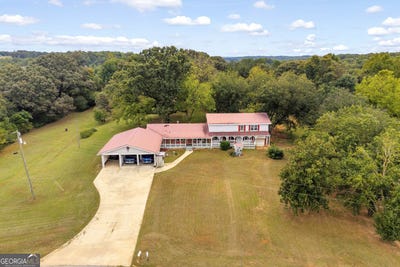 /international/us/275-arlin-williams-road-toccoa-ga-110120532897/
