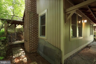 /international/us/1320-boalsburg-road-boalsburg-pa-110108586144/
