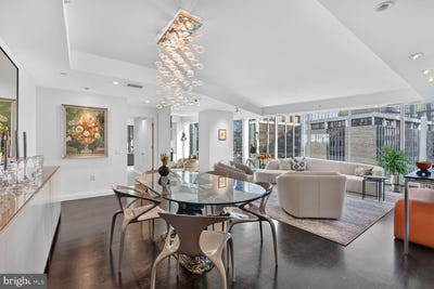 /international/us/1881-n-nash-street-arlington-va-110120463199/