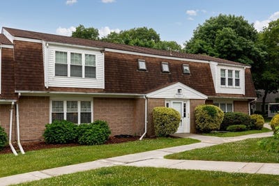 /international/us/9-pleasant-park-ave-barnstable-ma-110108813340/
