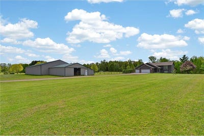 /international/us/12644-state-highway-70-rock-creek-mn-110108269473/
