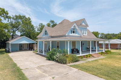/international/us/605-e-9th-street-kemp-tx-110119561889/