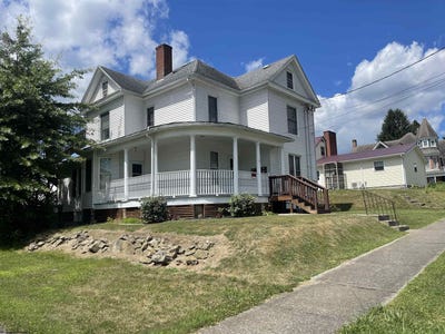 /international/us/113-s-florida-street-buckhannon-wv-110093135547/