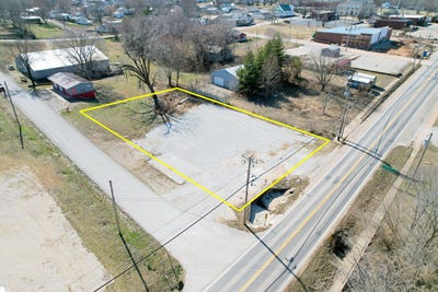 /international/us/212-e-east-street-stockton-mo-110086909005/?lang=en