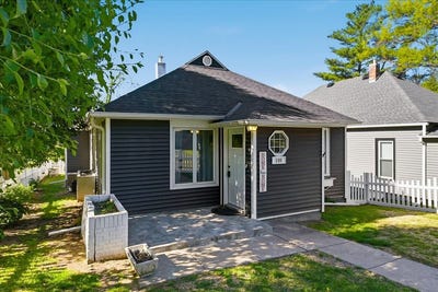 /international/us/108-e-6th-st-malvern-ia-110106172309/