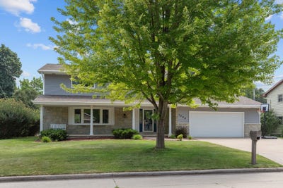 /international/us/1330-n-briarcliff-drive-appleton-wi-110109446028/