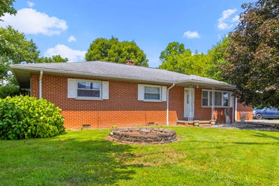 /international/us/1017-north-main-street-barbourville-ky-110101491792/?lang=en
