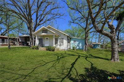 /international/us/1631-e-fannin-street-luling-tx-110106622157/