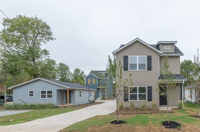 /international/us/1653-1659-a-1659-b-brooks-fayetteville-ar-110120129694/