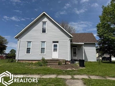 /international/us/407-s-adams-street-mount-pleasant-ia-110107847183/